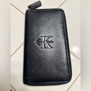 Calvin Klein Textured Black Wallet